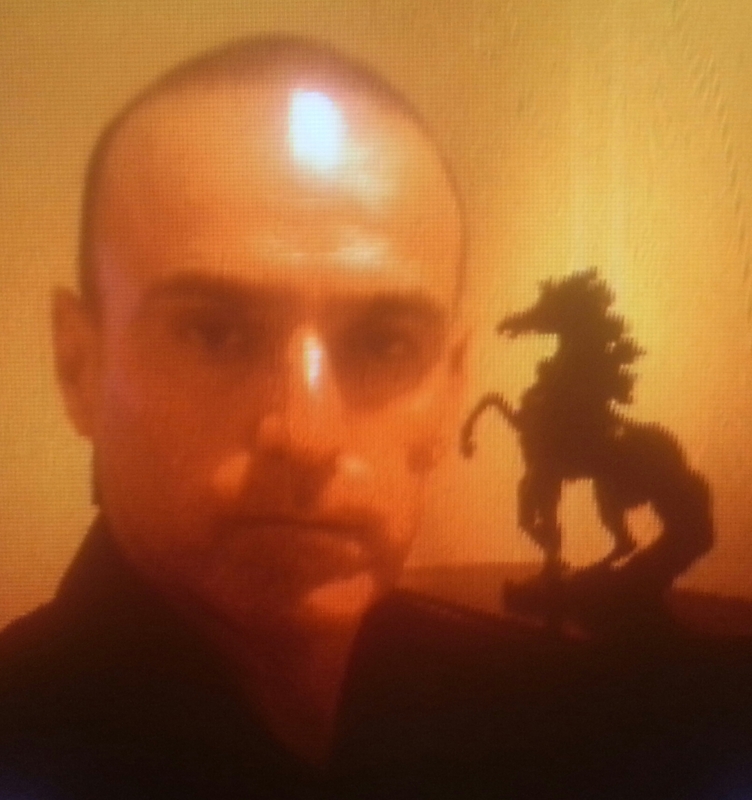 Date this nice looking United States man Henry from Los Angeles US15473