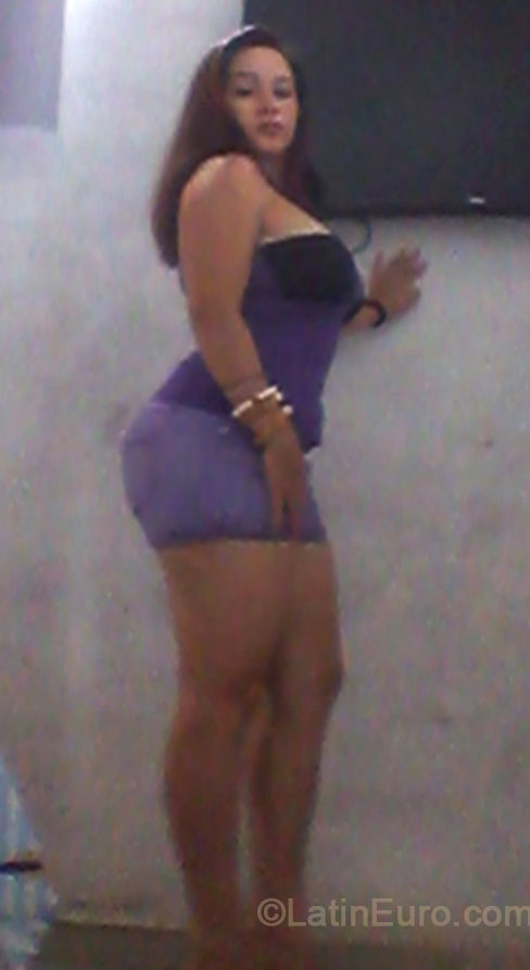 Date this passionate Brazil girl Patricia from Sao Luis BR9774