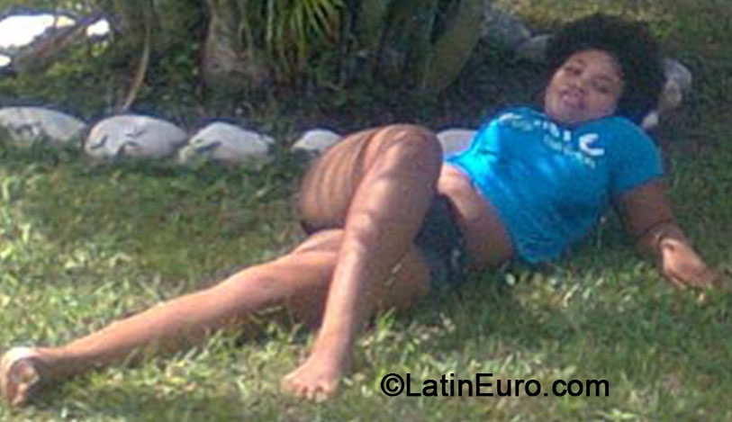 Date this gorgeous Jamaica girl Melissa from St. Mary JM1851