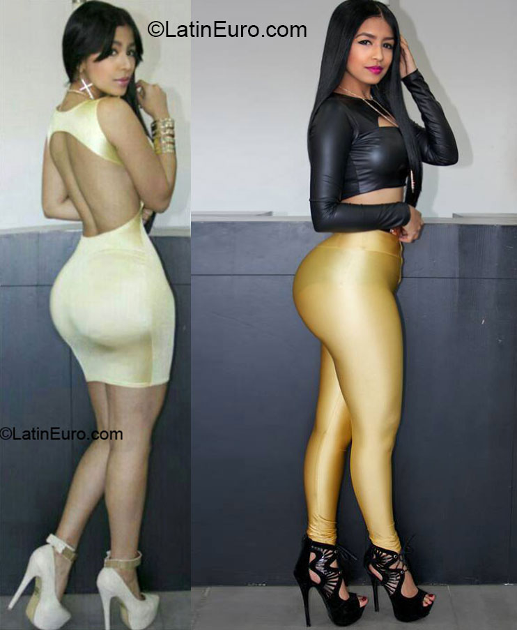 Date this happy Dominican Republic girl Yatna from Santo Domingo DO20097
