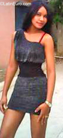 Date this sensual Dominican Republic girl Marleny from Santiago DO20179