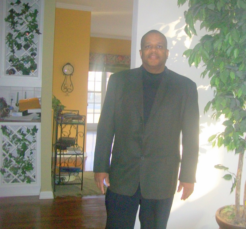 Date this georgeous United States man Ernie from Kennesaw US15578