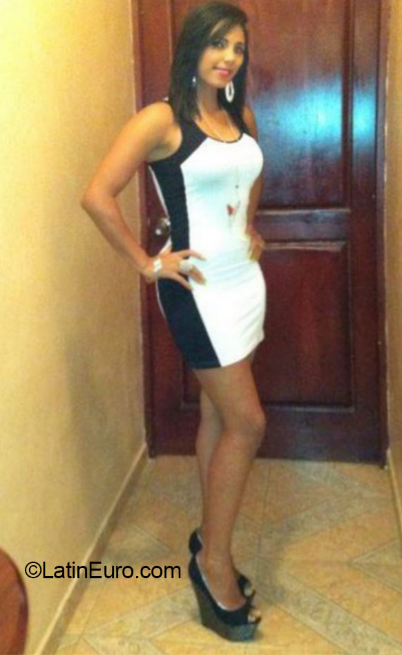 Date this good-looking Dominican Republic girl Katherine from Bonao DO20362