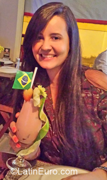 Date this delightful Brazil girl Fernanda from Belo Horizonte BR9138