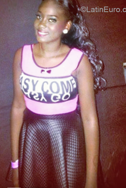 Date this gorgeous Jamaica girl Ashera from Kingston JM1901