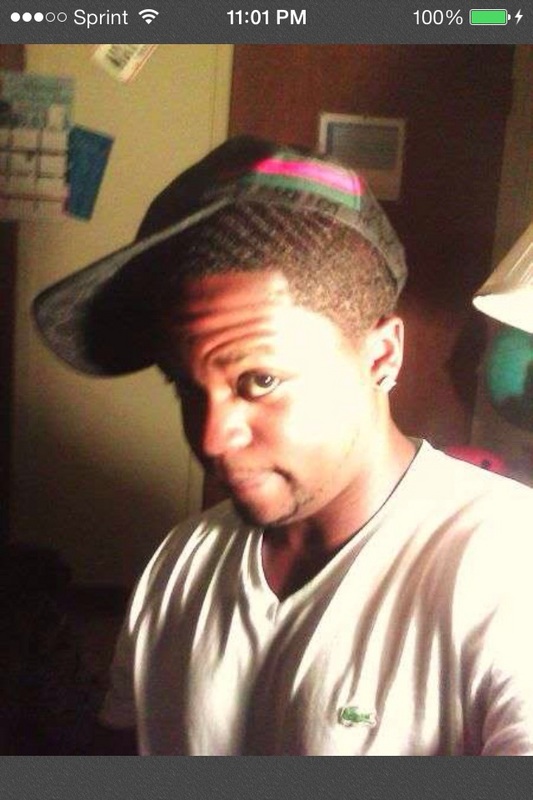 Date this happy United States man Italdesign02 from Nyc US15731