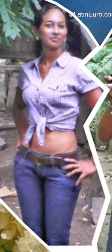 Date this hot Honduras girl Marian from La Ceiba HN1395