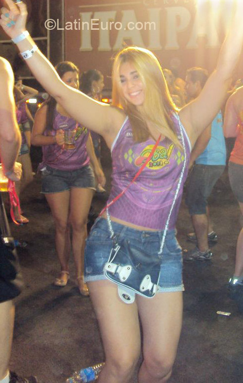 Date this delightful Brazil girl Elaine from Sao Paulo BR9192