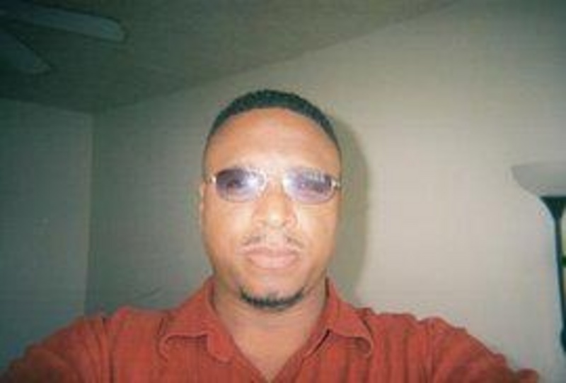 Date this good-looking United States man CDS from San Diego US15891