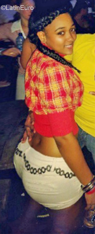 Date this gorgeous Panama girl Mavys0621 from Panama City PA561