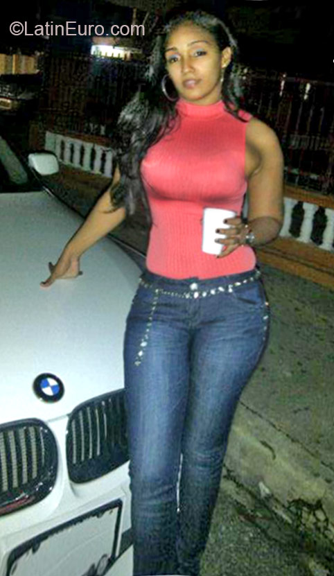 Date this tall Dominican Republic girl La India from Santo Domingo DO21531