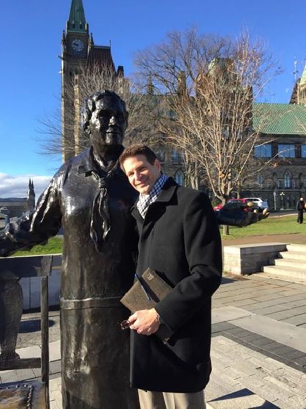 Date this young United States man MARK KYLE from New York US15971