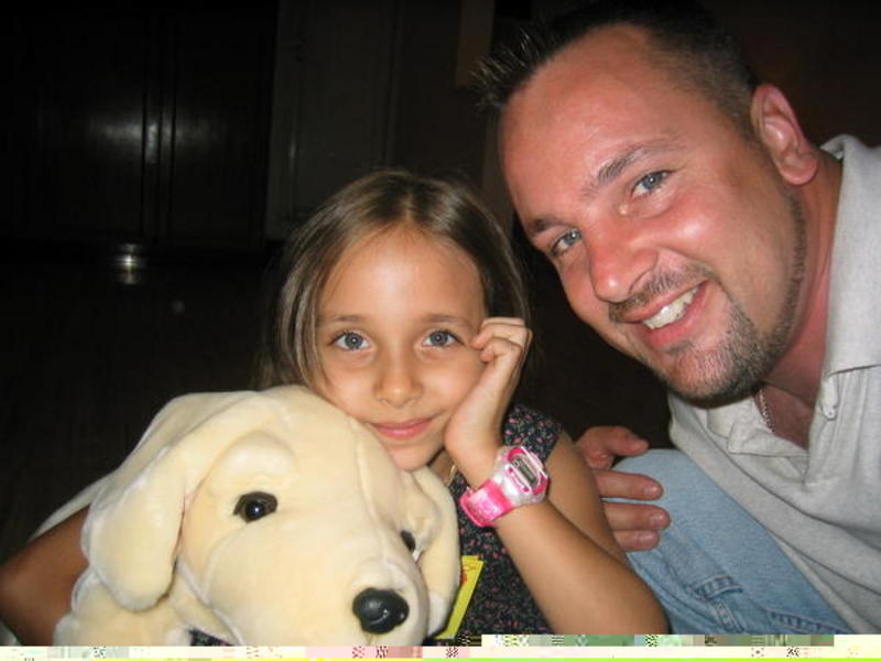 Date this pretty United States man Raymond from Perrinton US16001