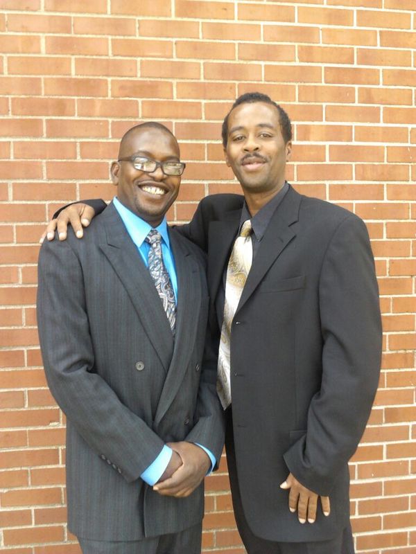 Date this tall United States man DeMilo from Danville US16042