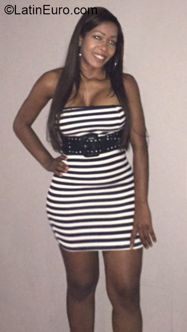 Date this nice looking Spain girl Diosie from Madrid ES312