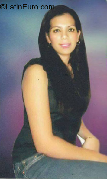 Date this georgeous Philippines girl Mehegie from Davao City PH772