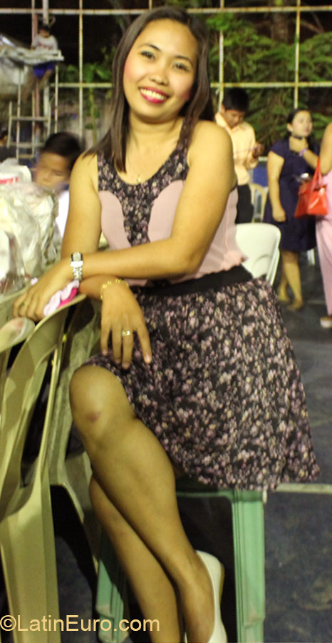 Date this attractive Philippines girl Ferlan from Paracale PH773