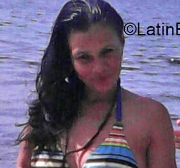 Date this tall Honduras girl Nohemie from La Ceiba HN1520