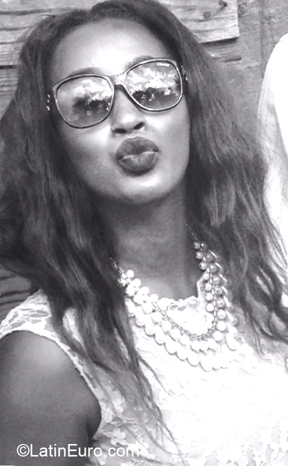 Date this beautiful Jamaica girl Naomi from Kingston JM2069