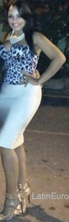 Date this foxy Dominican Republic girl Blanca from Santiago DO22283