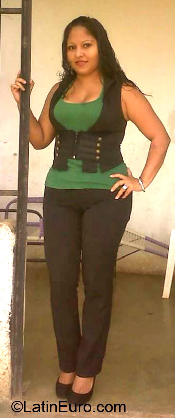 Date this tall Honduras girl Cinthya from Catacamas olancho HN1562