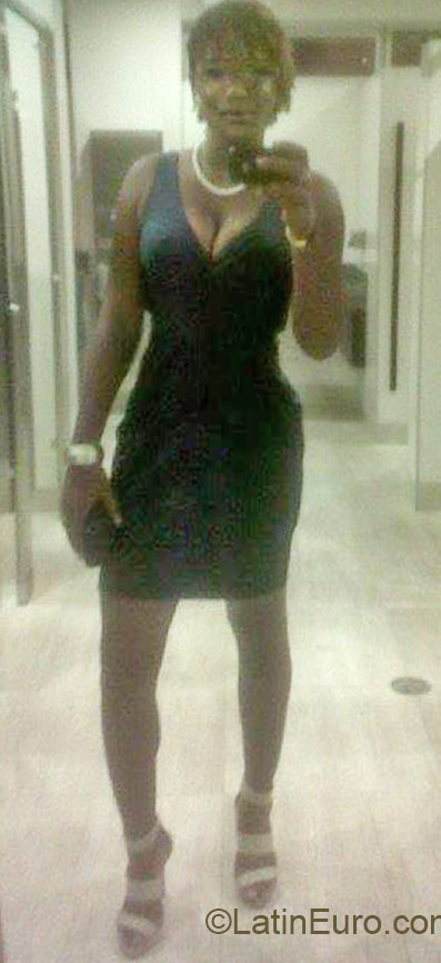 Date this delightful Jamaica girl Vanesa from Kingston JM2088