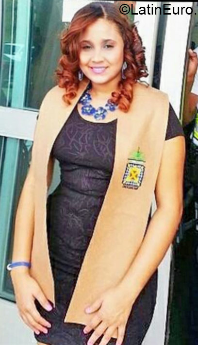 Date this happy Dominican Republic girl Yenurkia from San Pedro de Macoris DO22545