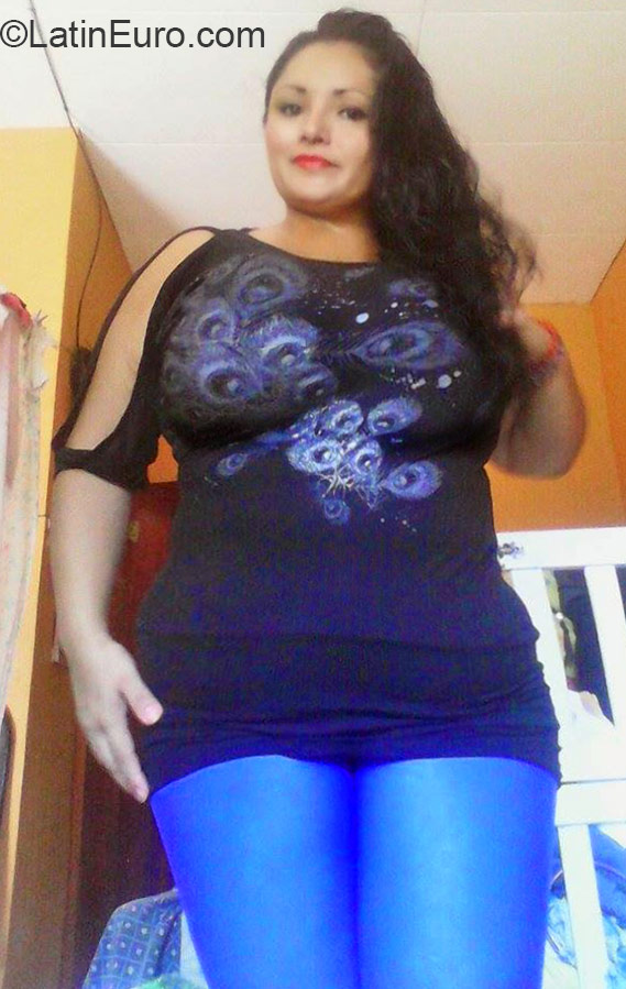 Date this passionate Honduras girl Maria from Tocoa HN1579