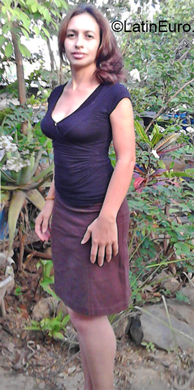 Date this good-looking Honduras girl Veronica from Francisco Morazan HN1582