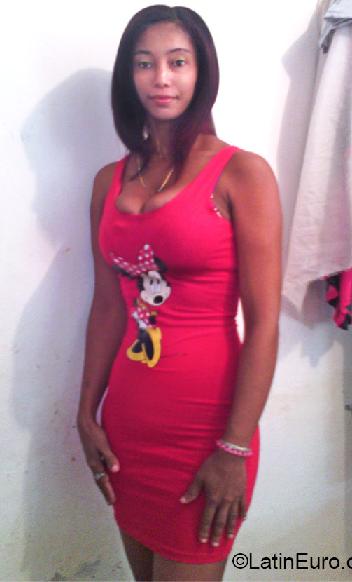Date this pretty Dominican Republic girl Maria from Santiago DO22730