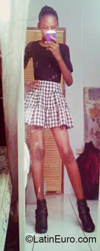 Date this georgeous Jamaica girl Nakesha from May Pen JM2111