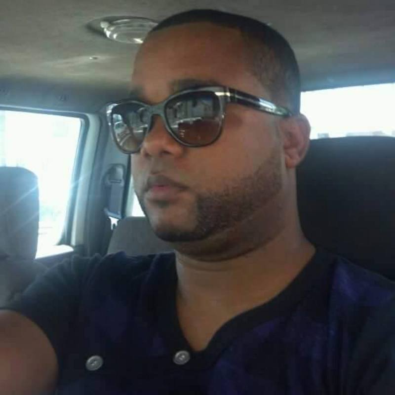 Date this young Dominican Republic man ALGENY LOPEZ from Santo Domingo DO23098