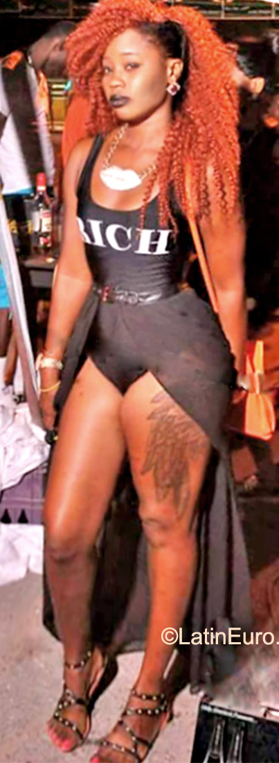 Date this charming Jamaica girl Stacy from Kingston JM2147