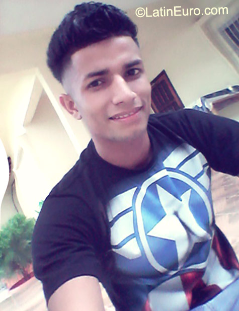 Date this sultry Honduras man Jose from San pedro sula HN1714