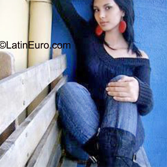 Date this hot Honduras girl Sidia from Tegucigalpa HN1716