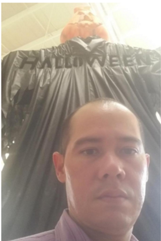 Date this funny Colombia man Roberto tapias from Barranquilla CO18080