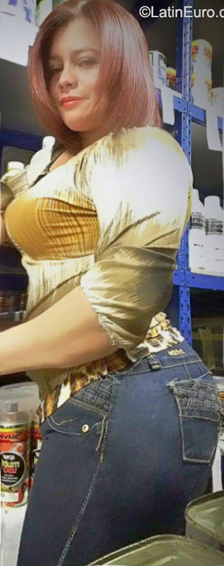 Date this fun Panama girl Alicia from Panama City PA707