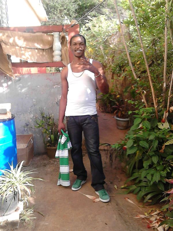 Date this athletic Jamaica man Owen from Spalding JM2167