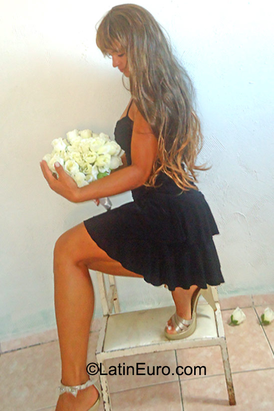 Date this passionate Brazil girl Bela from Recife BR9544