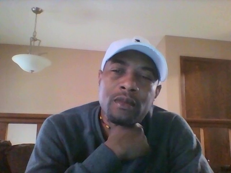 Date this voluptuous United States man Joe21 from Minneapolis US16629