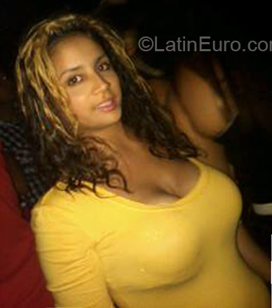 Date this young Dominican Republic girl Mabelin from Puerto Plata DO23834