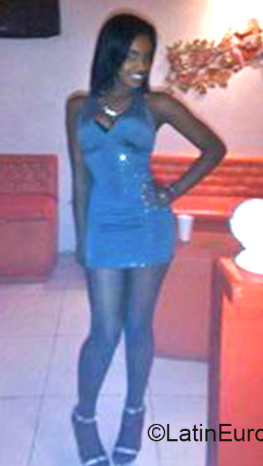 Date this good-looking Dominican Republic girl Suleiny from san cristobal DO23973