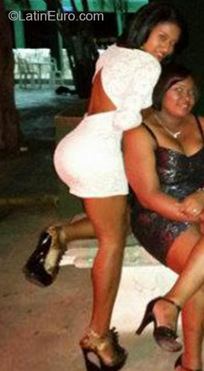 Date this stunning Dominican Republic girl Magaly from la altagracia DO23995