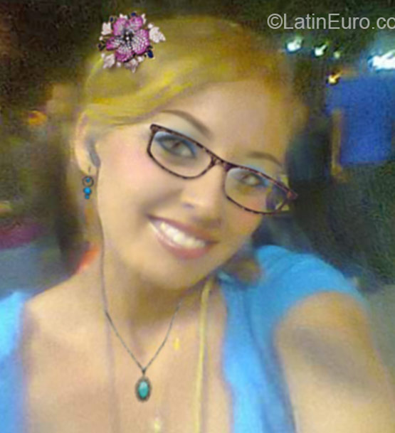 Date this lovely Panama girl Ana from Panama City PA772