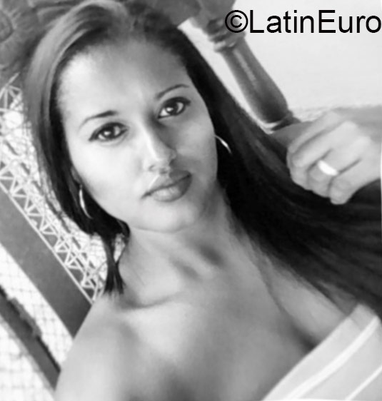 Date this hot Honduras girl Liza from Juticalpa HN1921