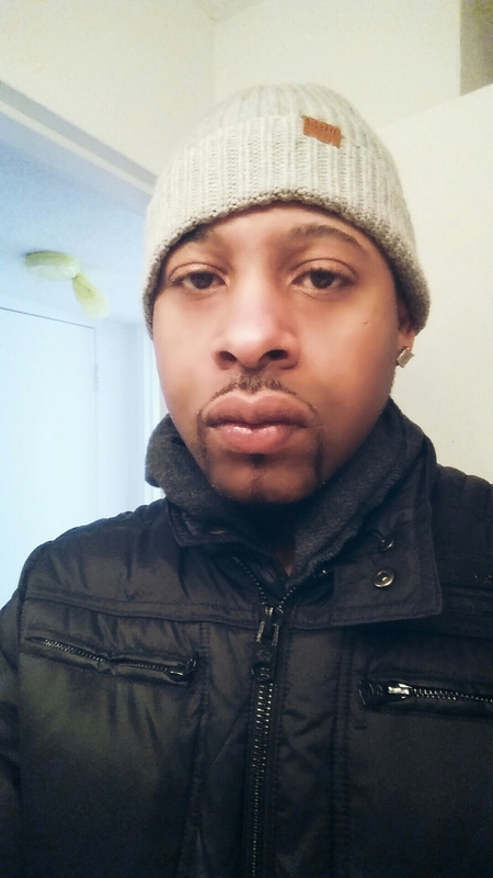 Date this hot United States man Amari from Philadelphia US16882