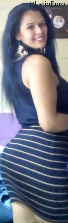 Date this voluptuous Honduras girl Walkira from San Pedro Sula HN1987