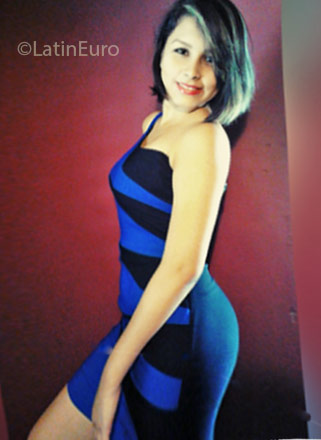 Date this passionate Honduras girl Gisselle from San Pedro Sula HN2018