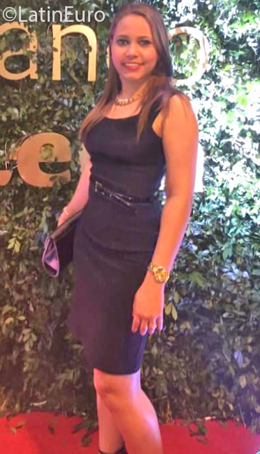 Date this cute Dominican Republic girl Madelin from Santiago DO25000