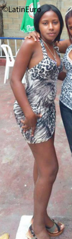 Date this lovely Dominican Republic girl Caroline from La Romana DO25058